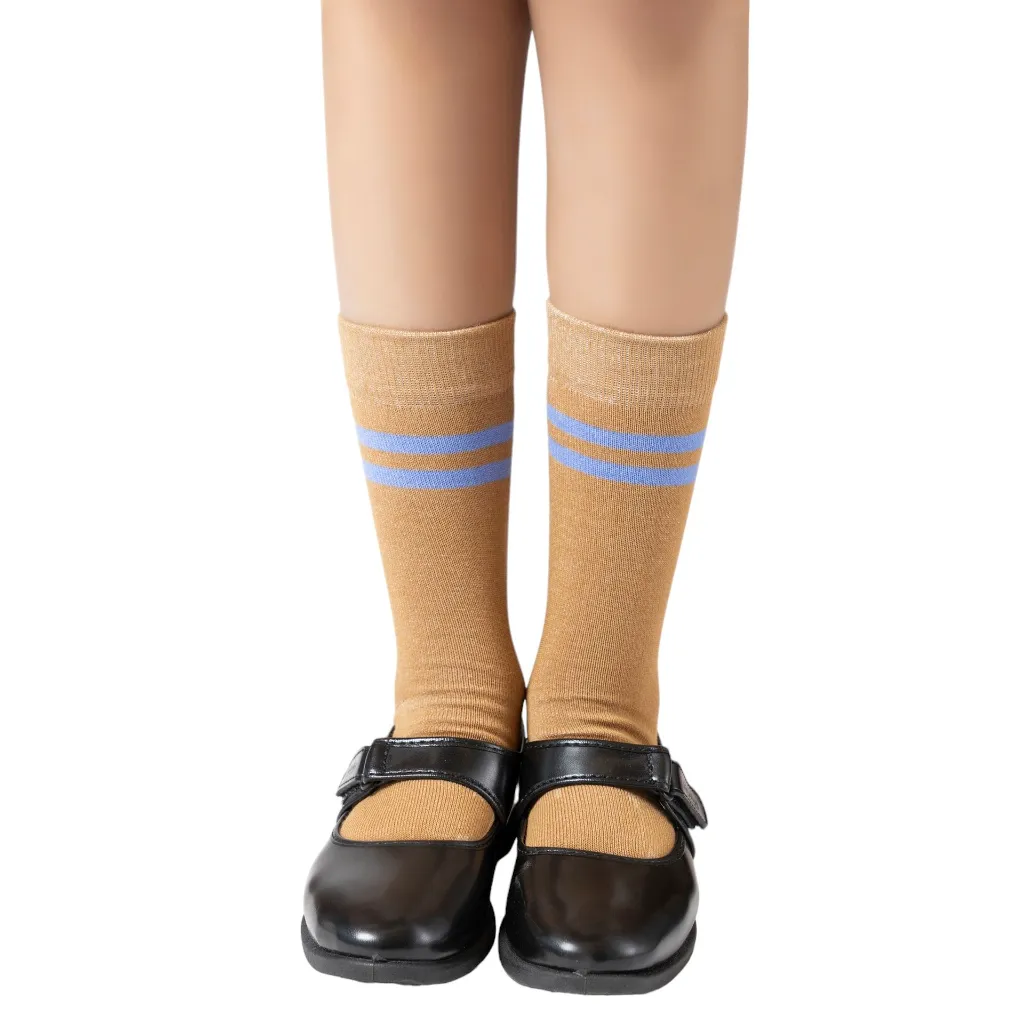 beige-socks-boys-girls-4.webp